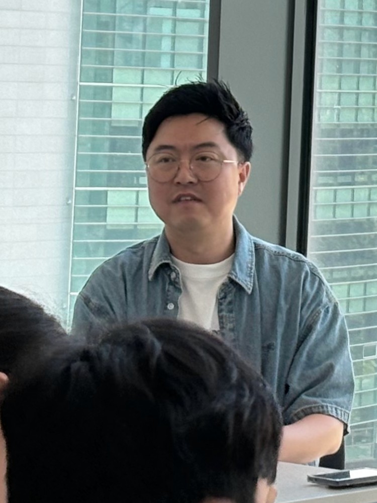 조호식 · 주식회사 디케이스 대표